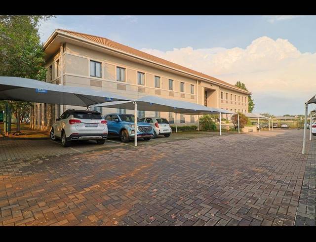 229M² BUSINESS CENTRE FOR SALE IN MEYERSDAL